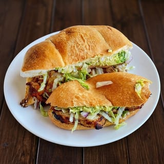 Pollo Asado Torta
