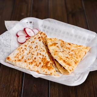Queso Quesadilla